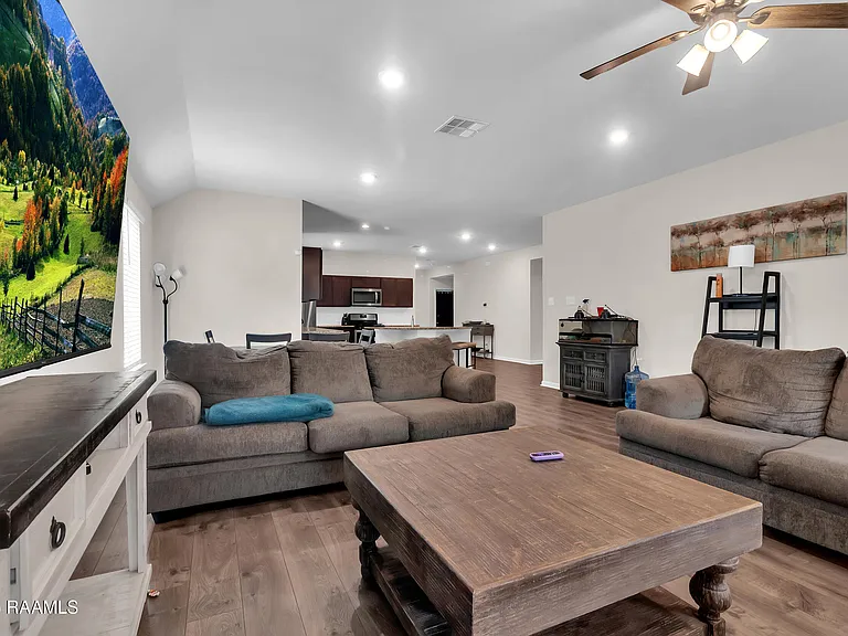 128 Emerald Star Ln — Photo 8