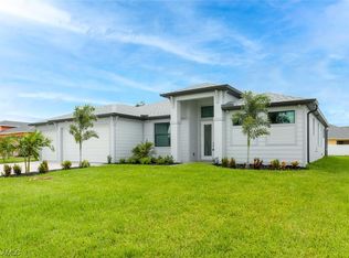 1728 SW 3rd St, Cape Coral, FL 33991
