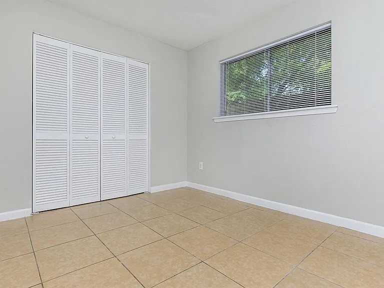 Residence at Garden Oaks — Photo 6
