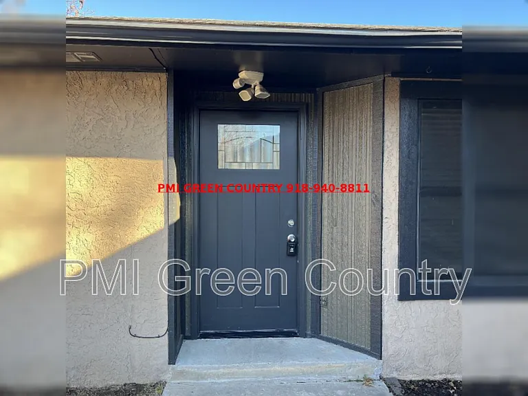 1203 W Austin St — Photo 3