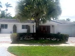 8330 SW 43rd St, Miami, FL 33155