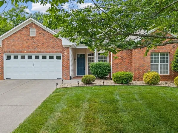 140 Honeyridge Ct, Lewisville, NC 27023
