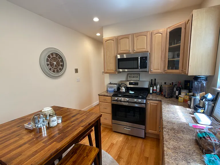 20 Radcliffe Rd #1F — Photo 5