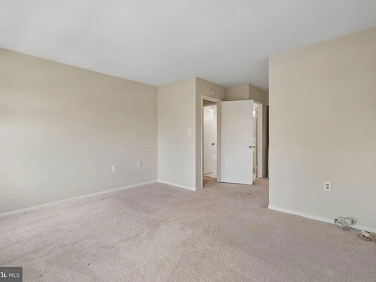 7822 Harrowgate Cir #D — Photo 16