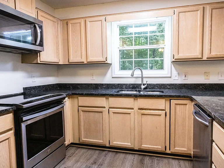 3270 Marine Rd — Photo 11