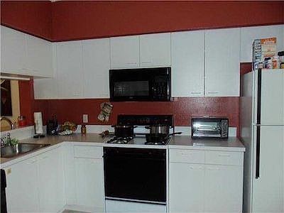 2nd image of 7807 Sanibel Dr