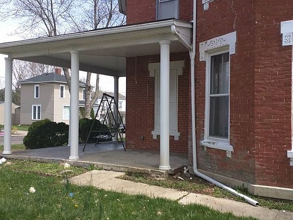 4th image of 8565 Main St