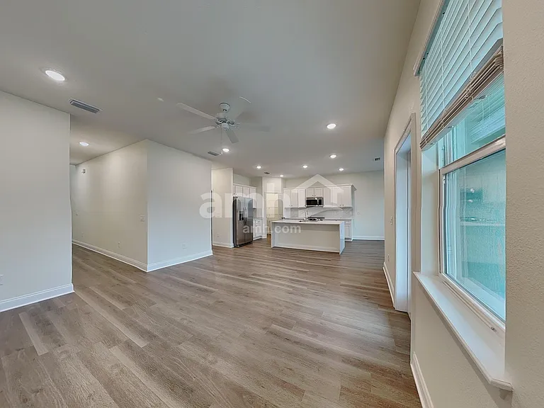 5739 Oesterle Rd — Photo 5