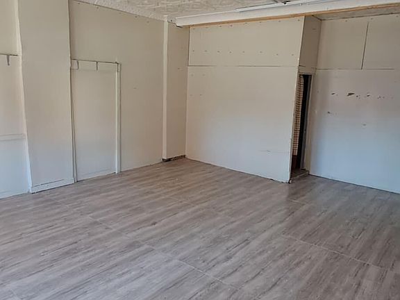 4th image of 741 Park St #10633588