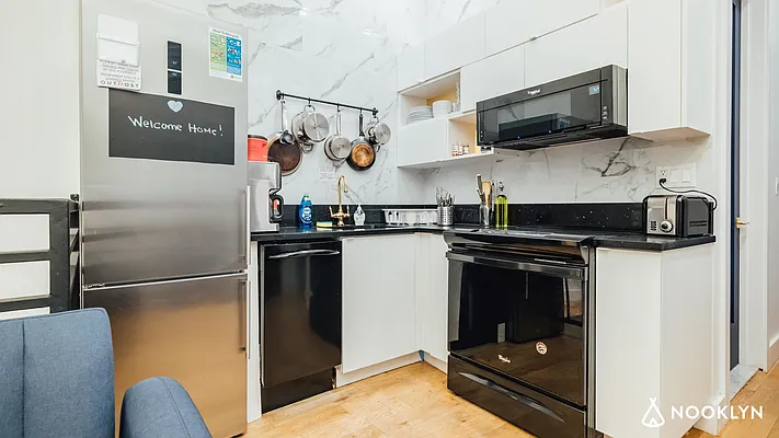 Rented by Nooklyn NYC LLC | media 23