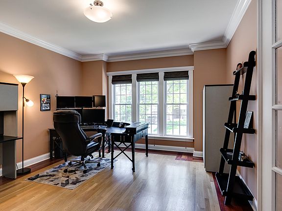 5th image of 965 N Harrison Ave