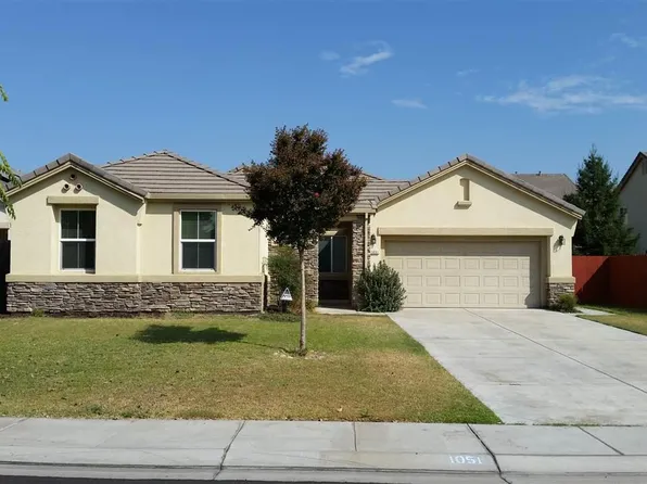 1051 Heartland Dr, Manteca, CA 95337