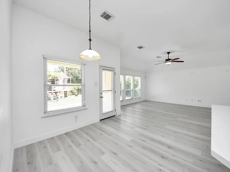 10850 White Oak Point Ct — Photo 36