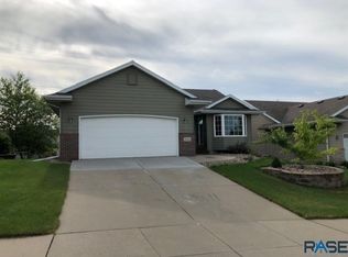 4604 S Galway Ave, Sioux Falls, SD 57106