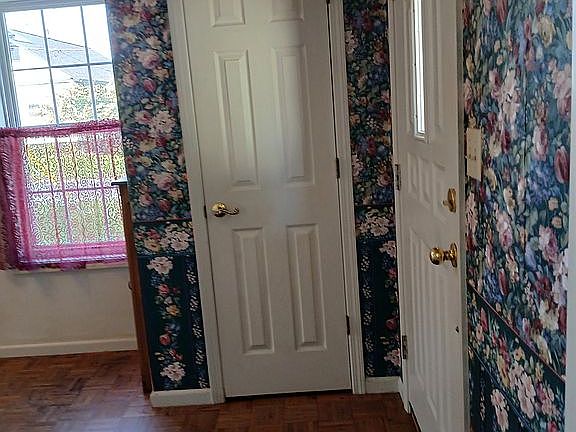 4th image of 1622 Adams Ave #A