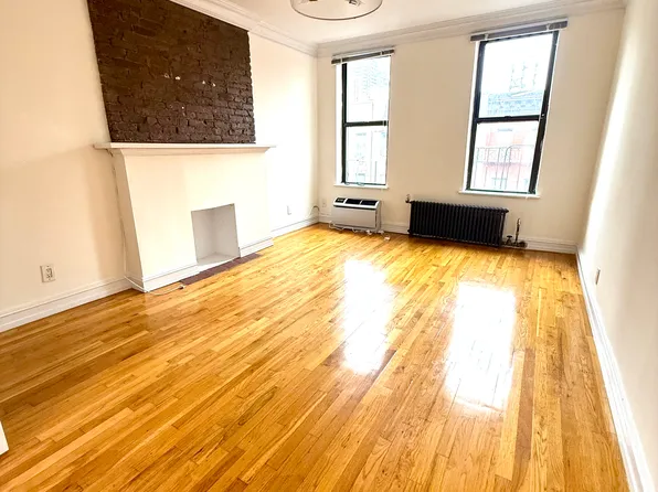 426 East 81st Street image 1 of 8