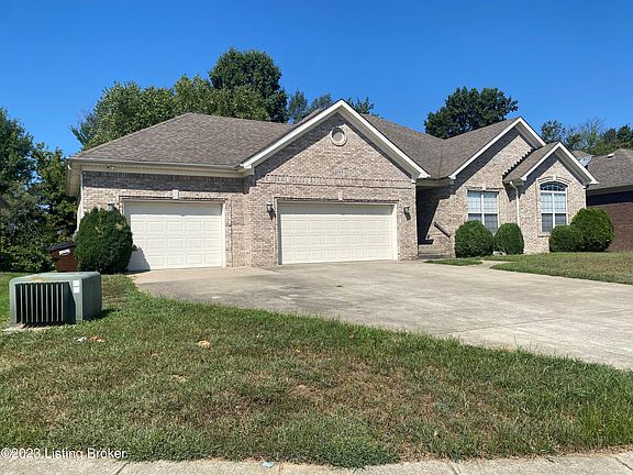 3rd image of 8305 Grandel Forest Way