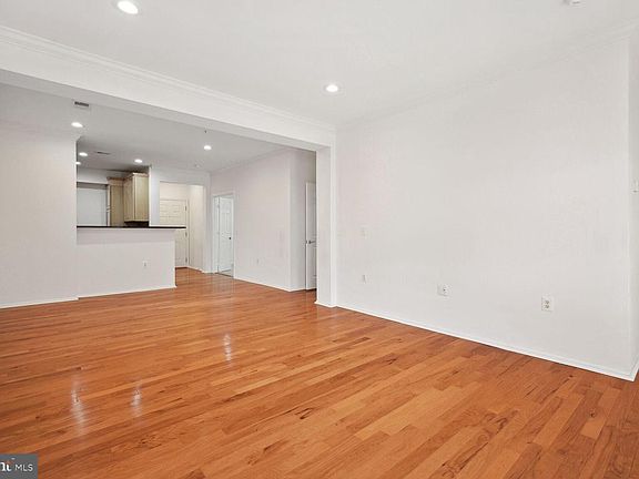 4th image of 11800 Old Georgetown Rd APT 1419