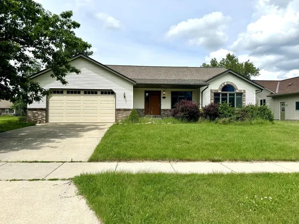 260 Whisper LANE, Kewaskum, WI 53040