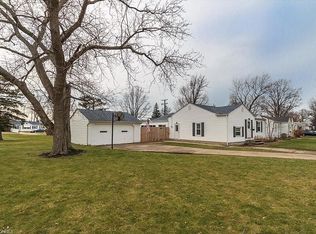 742 E 332nd St, Eastlake, OH