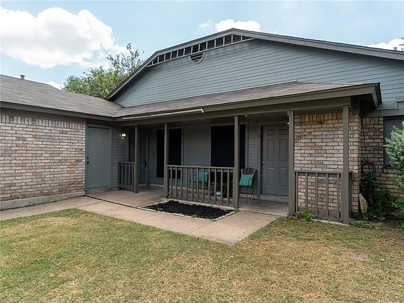 2nd image of 1817 Prairie Knoll Ct #A
