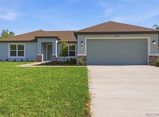 2389 W Pinegrove Dr, Citrus Springs, FL 34434