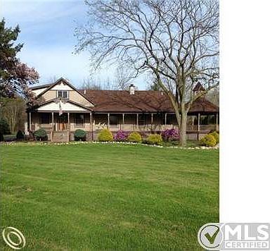 Beautiful, updated landscaping