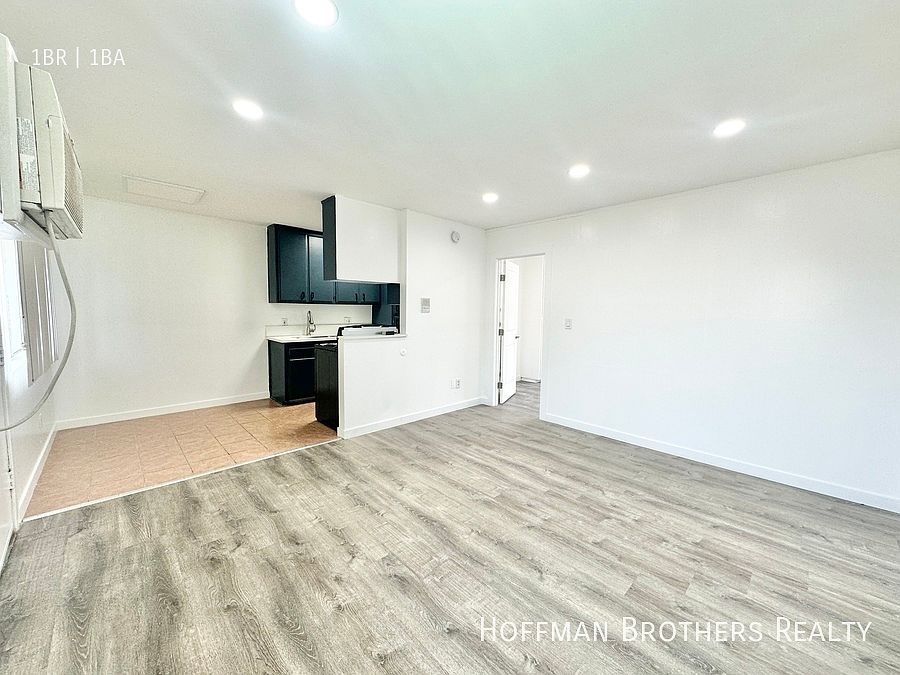 1st image of 8202 Langdon Ave #30