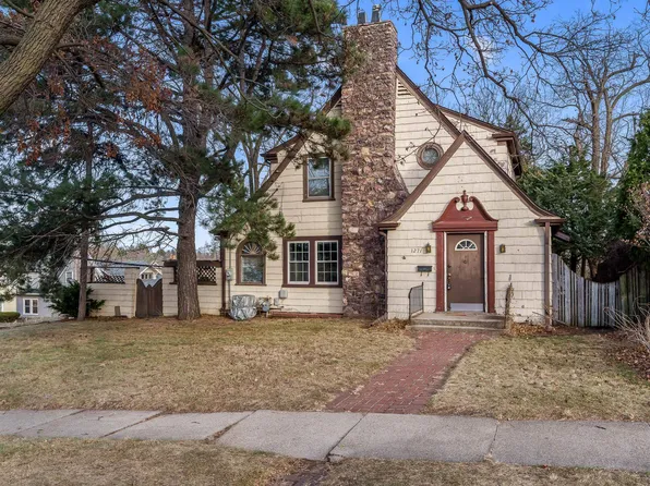 1271 N Church St, Rockford, IL 61103