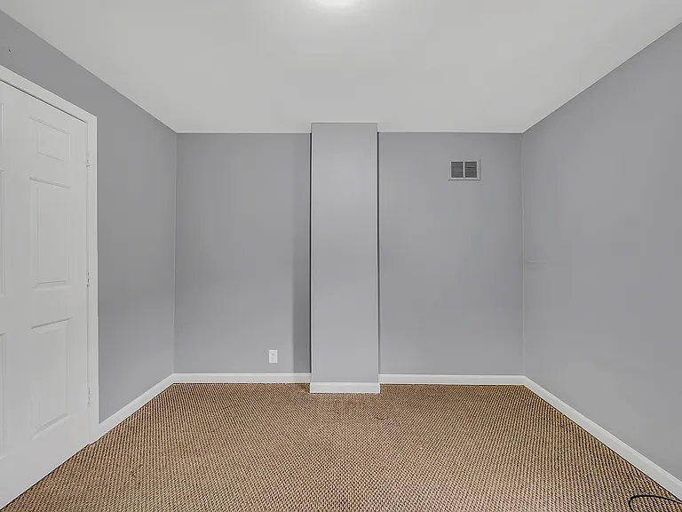 1009 W Lackawanna Ave #2 — Photo 13