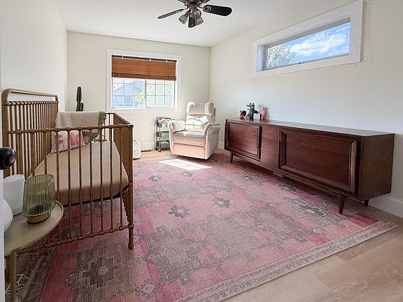 2nd image of 1836 Kristy St