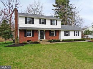1807 S Crescent Blvd, Yardley, PA 19067