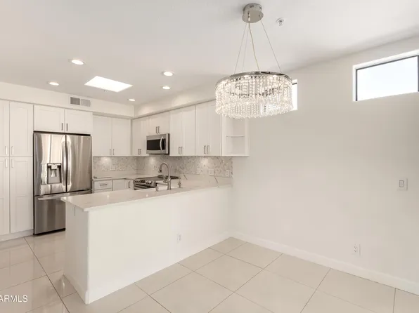 7222 E Gainey Ranch Rd, Scottsdale, AZ 85258