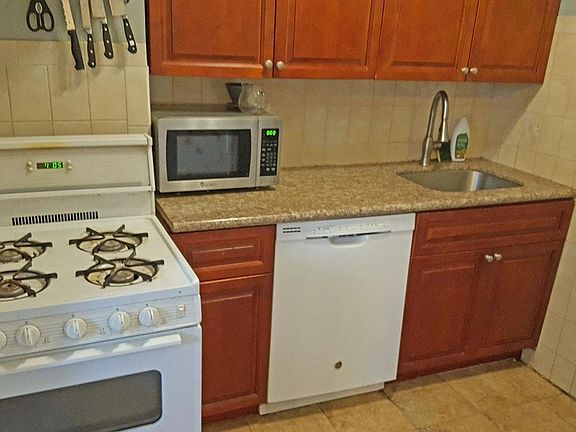 5th image of 501 13th St #2