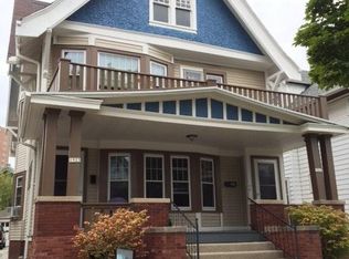 1923 N Cambridge Ave, Milwaukee, WI 53202