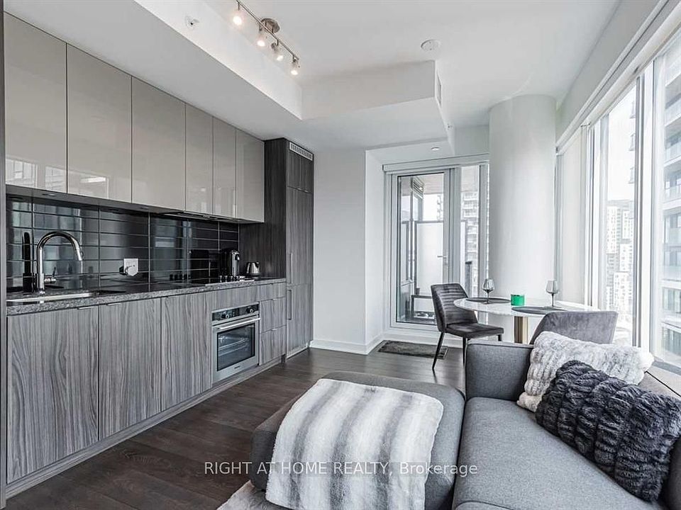 1st image of 115 Blue Jays Way #3215