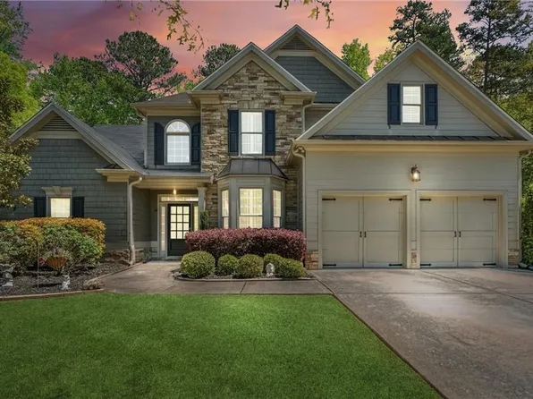 1230 Magnolia Park Cir, Cumming, GA 30040