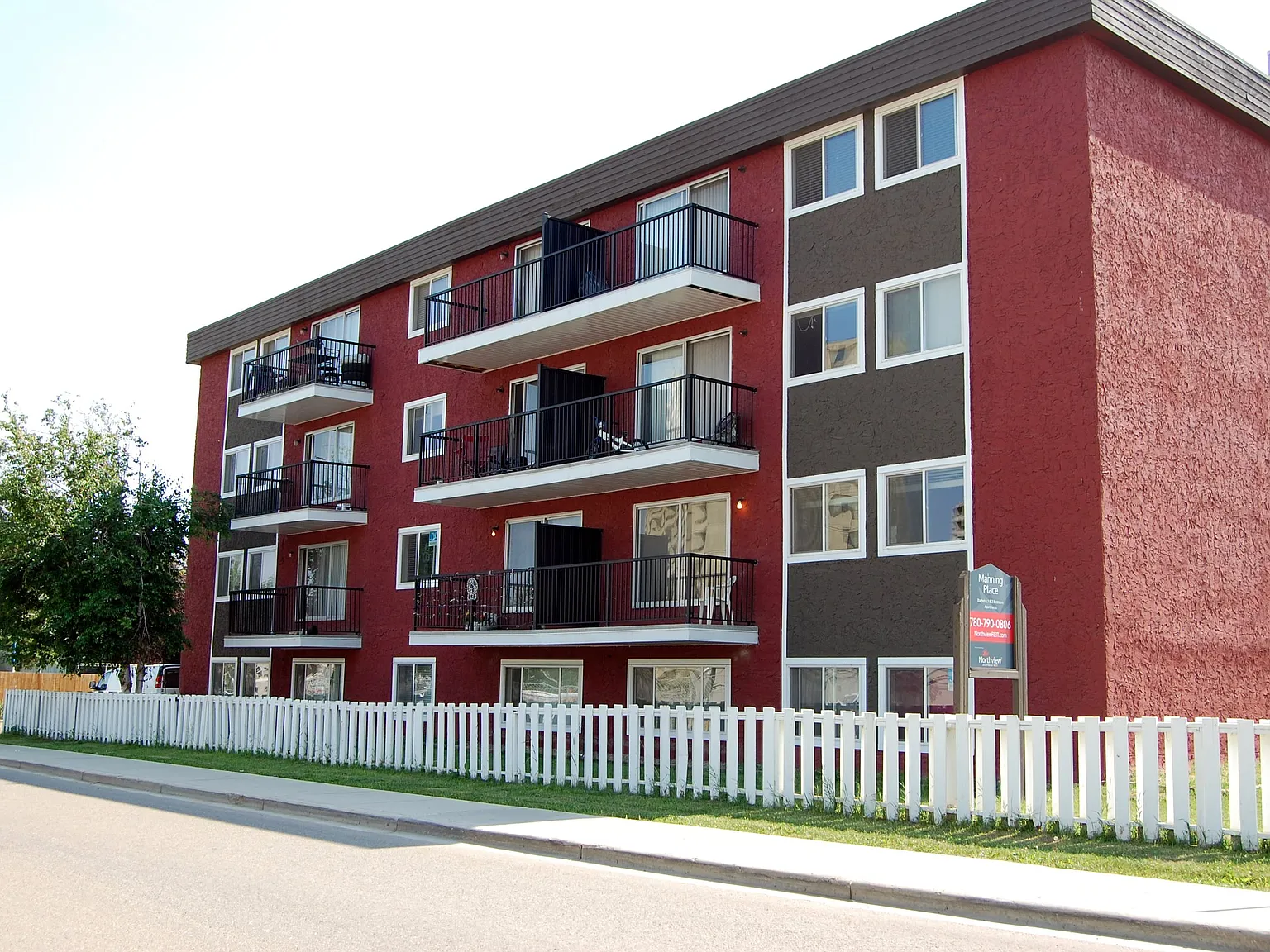 Manning Place Apartments — Photo 2
