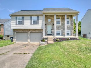 2796 Ridgefield Dr, Hebron, KY 41048