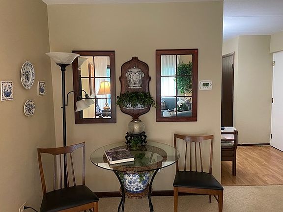 5th image of 6146 Essex Ct Unit B