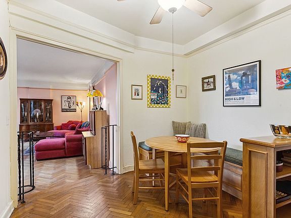 4th image of 160 Cabrini Blvd APT 17