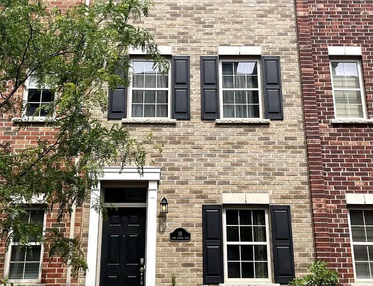 19 John Russell Ln — Photo 1