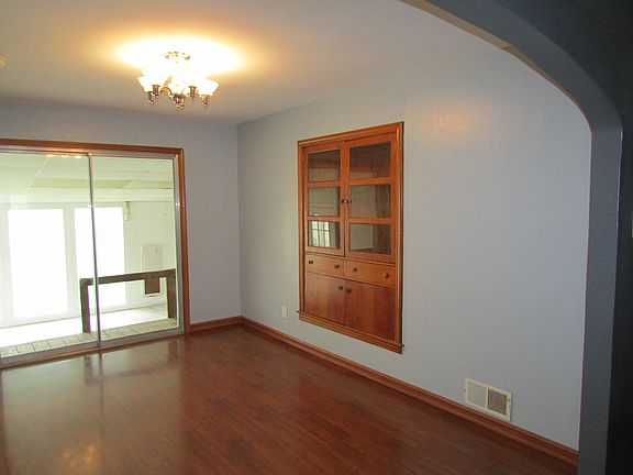 4th image of 3333 SW 7th St