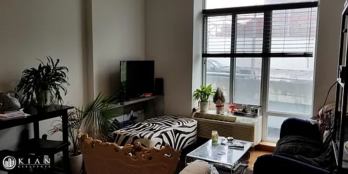 Rented by Kian Realty