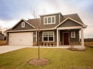 6716 S 20th St, Broken Arrow, OK 74012