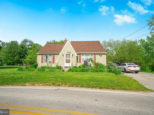 202 Kohler Mill Rd, New Oxford, PA 17350