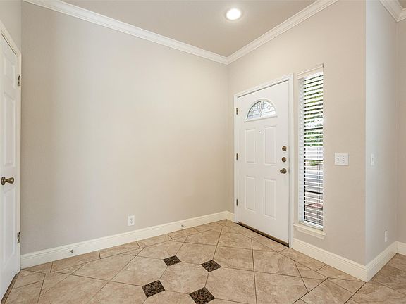 5th image of 11619 Sonoma Dr