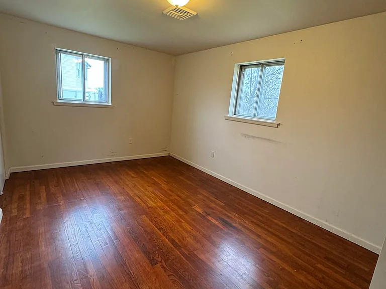 6641 Conway Rd — Photo 12