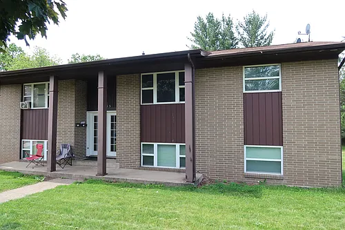 2515 McKee Ave SW #4 Photo 1
