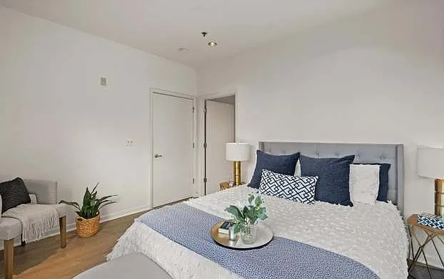 1201 E West Hwy #212 — Photo 3